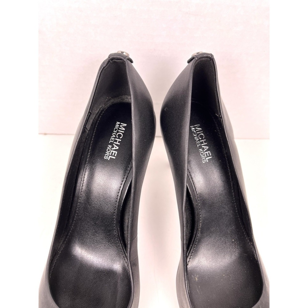 Michael Kors Black Leather Pointed Toe Heels 7.5M Classic Pumps Stiletto Career - Picture 3 of 9
